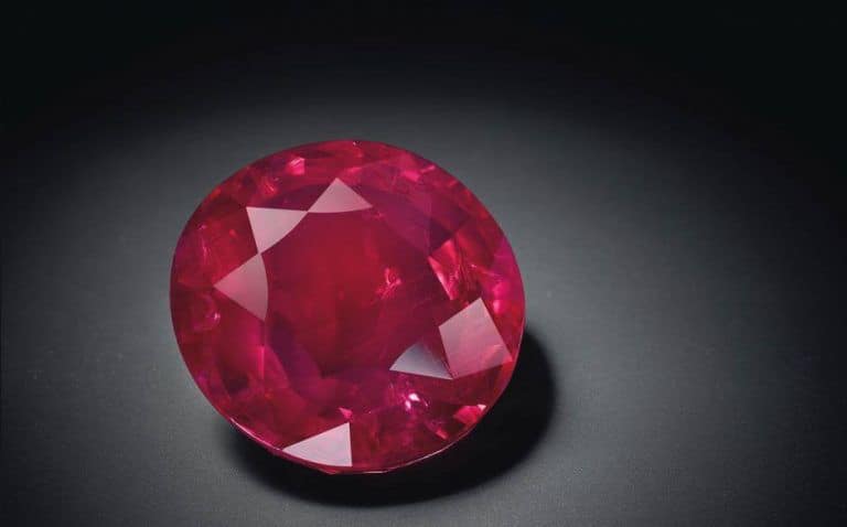 The Jubilee Ruby - chiếc nhẫn 14.1 triệu đô la