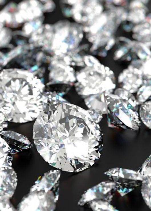 Cân nhắc việc đầu tư vào một bên chuyên khai thác kim cương
