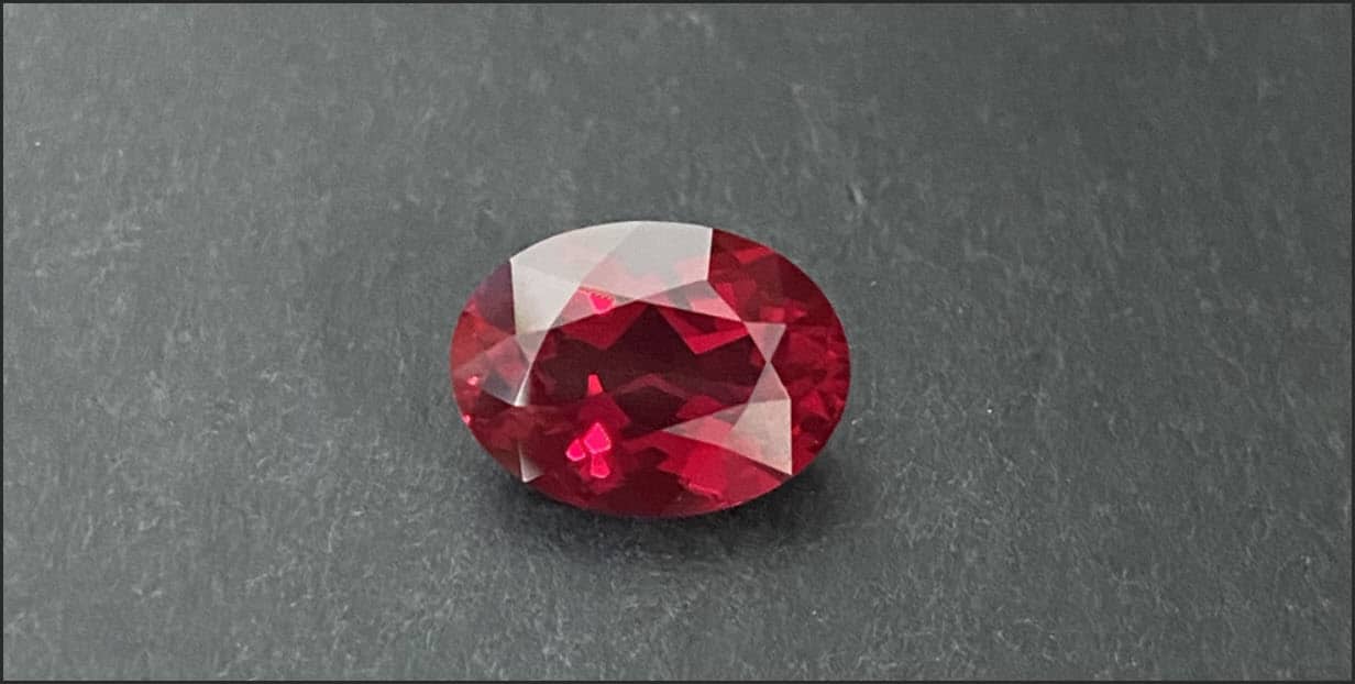 Lịch sử ý nghĩa của đá ruby đỏ