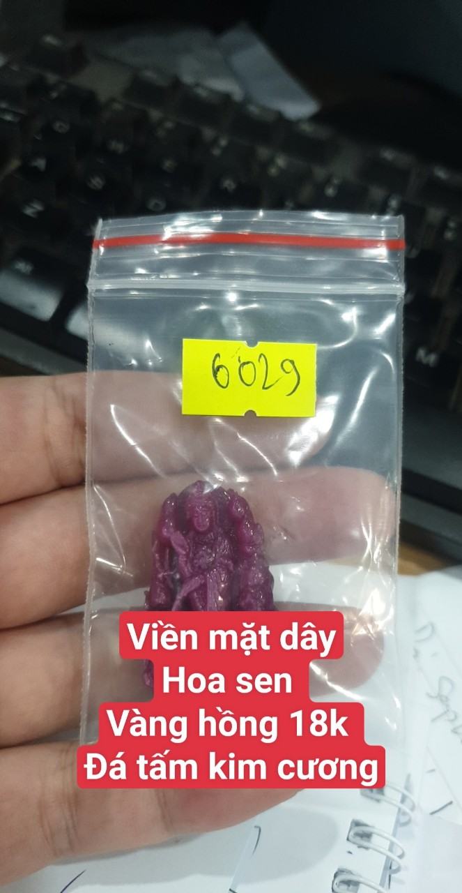 Tahi 6029 – mặt dây phật bà ruby