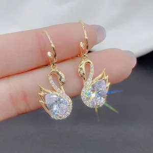 Tahi 450 - Bông tai Kim cương Thiên nga - Tinh hoa vẻ đẹp của sự thuần khiết