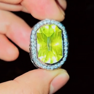 Tahi 472 - Nhẫn nam đá Peridot