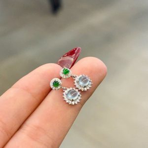 Tahi 515 - Bông tai đá quý Ngọc Bích trắng/xanh lục