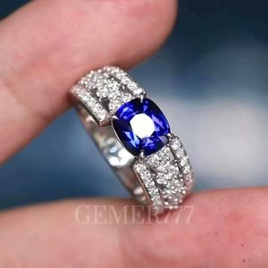 Tahi 525 - Nhẫn nam đá Sapphire xanh hoàng gia