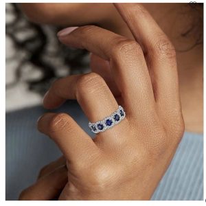 Tahi 458 - Nhẫn nữ đá quý Sapphire Vòng Nguyệt Quế