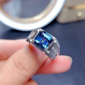 Tahi 573 - Nhẫn nam đá Topaz xanh dương