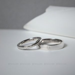 Tahi 213 - Nhẫn cưới kim cương cách điệu Benzen