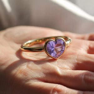 Tahi 529 - Nhẫn nữ Amethyst trái tim